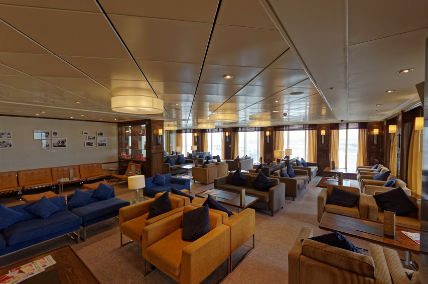 Club Lounge